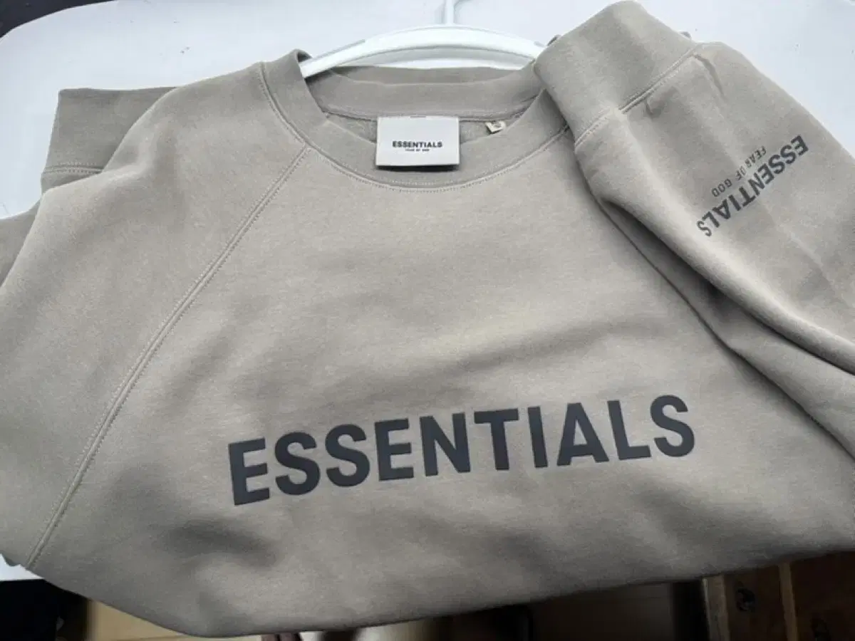 피어오브갓 ESSENTIALS 스웻셔츠 XL 카키